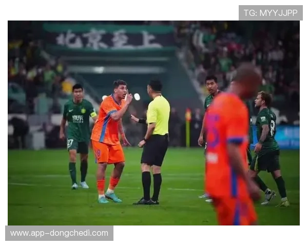 山东泰山主场0-0河南，门将红牌成转折点